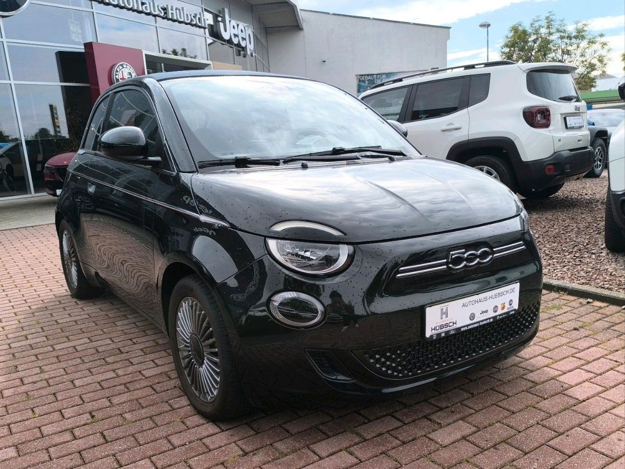 Fiat 500e Cabrio – Ratenzahlung mgl. – Außenansicht
